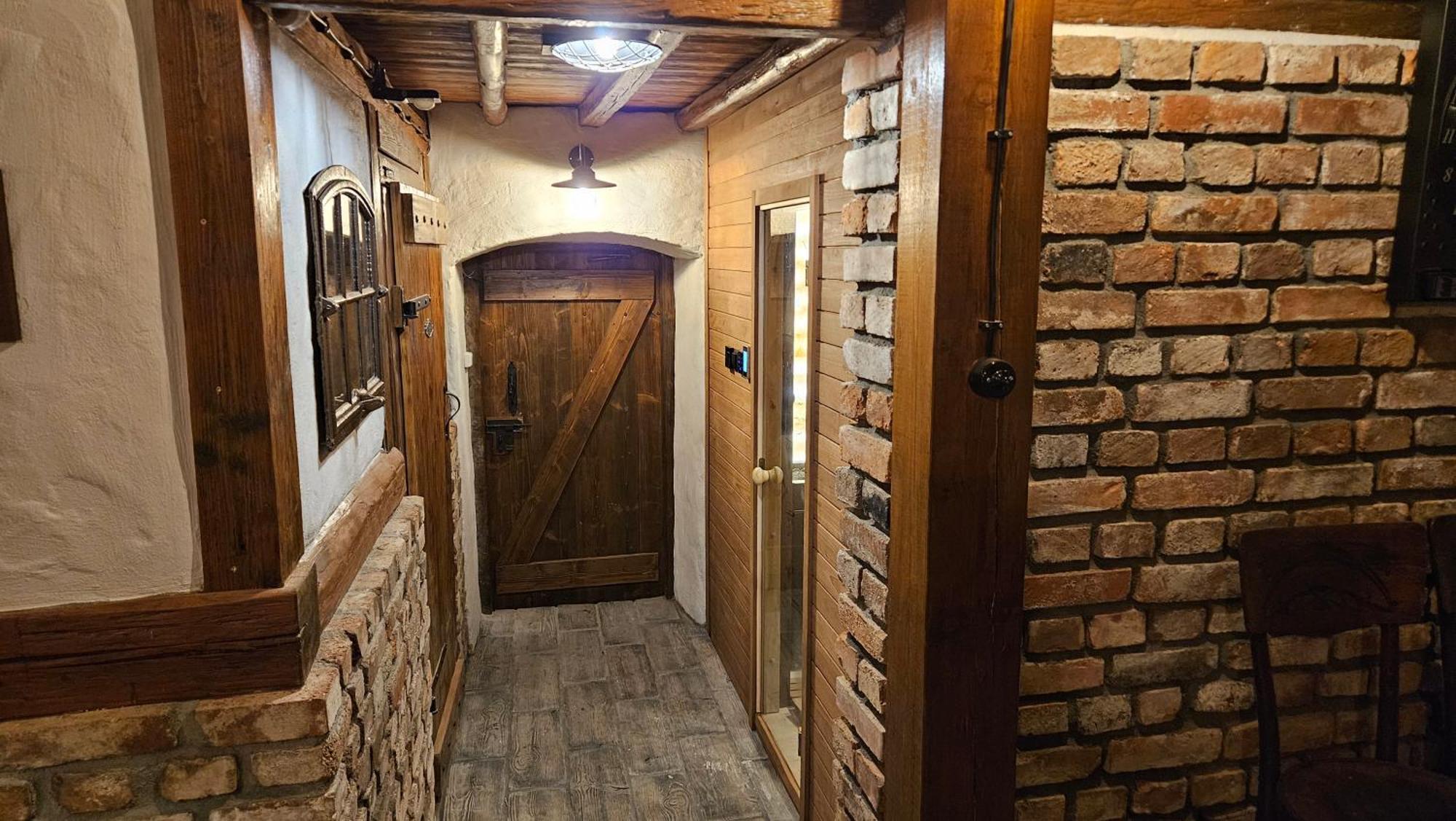 Apartamenty Komarno 46 Jacuzzi&Sauna Exterior foto